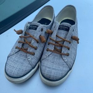 Size 11 Womens Sperry shoes